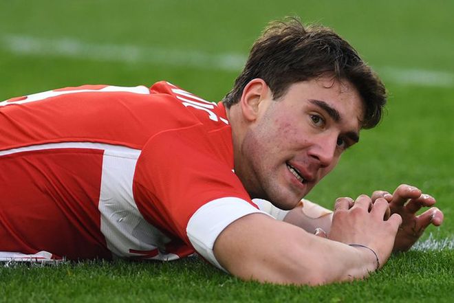 首的位置 首的位置