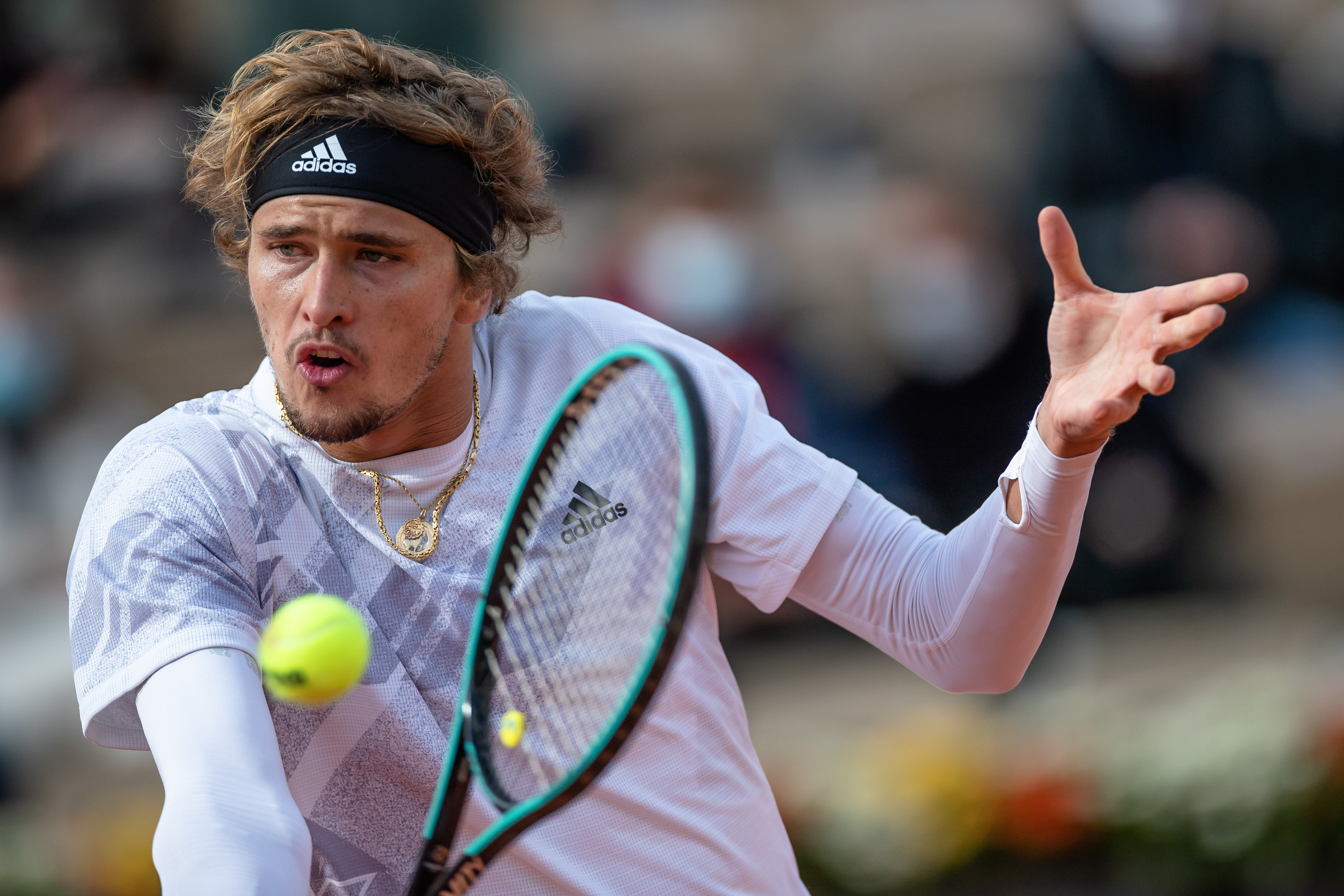 实力强劲的 实力强劲的